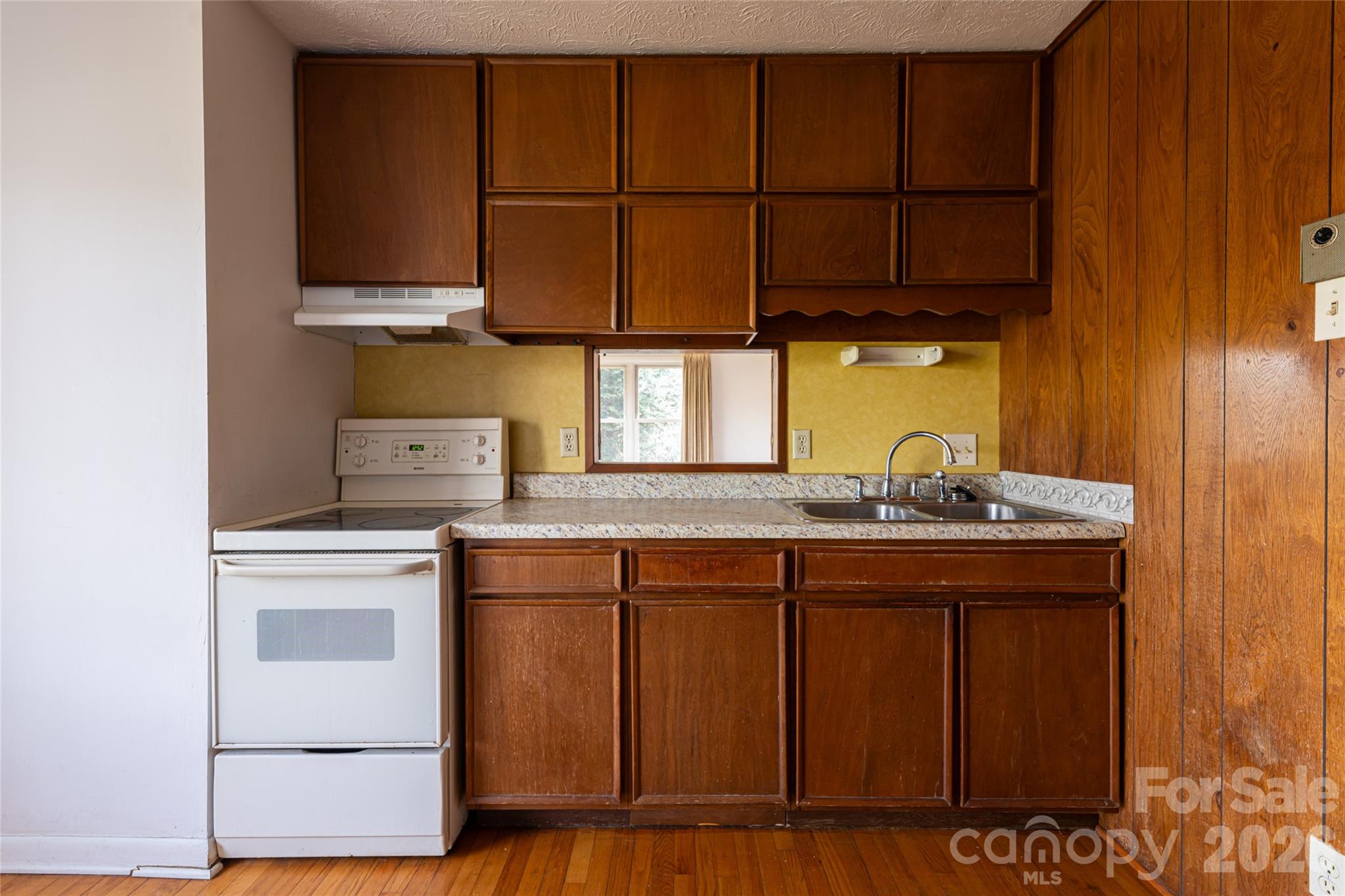 180 Lakewood Drive Asheville NC 28803