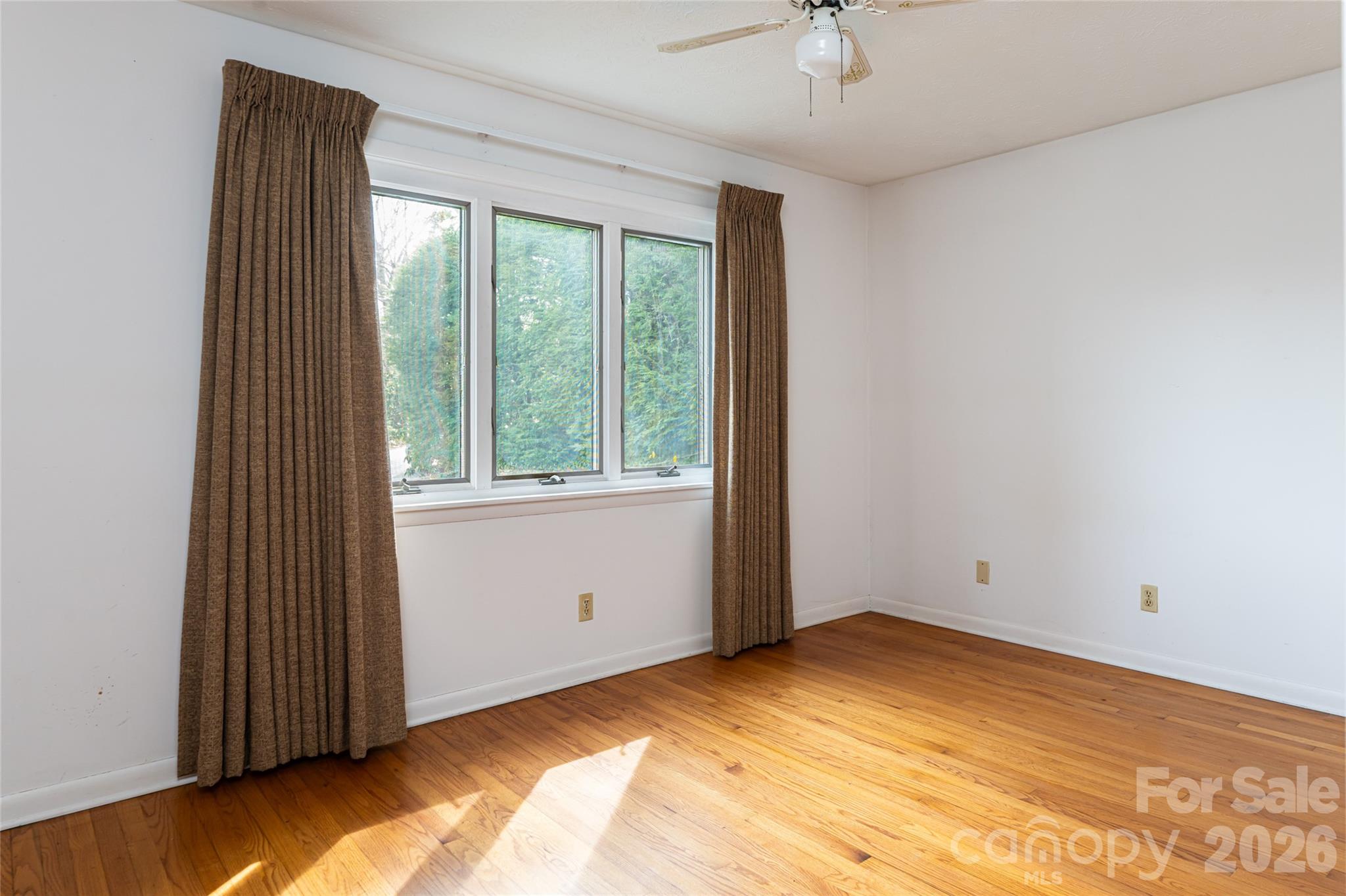 180 Lakewood Drive Asheville NC 28803