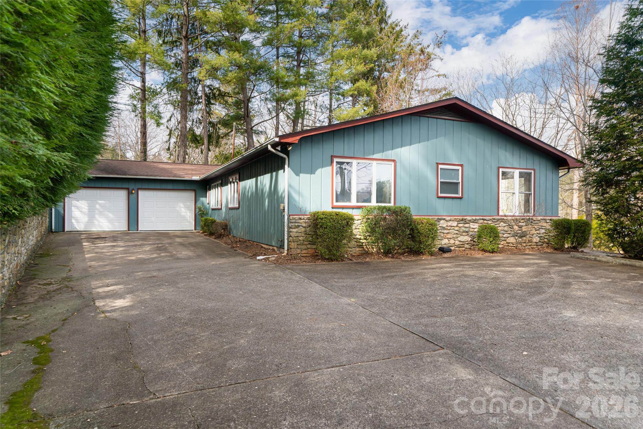 180 Lakewood Drive Asheville NC 28803
