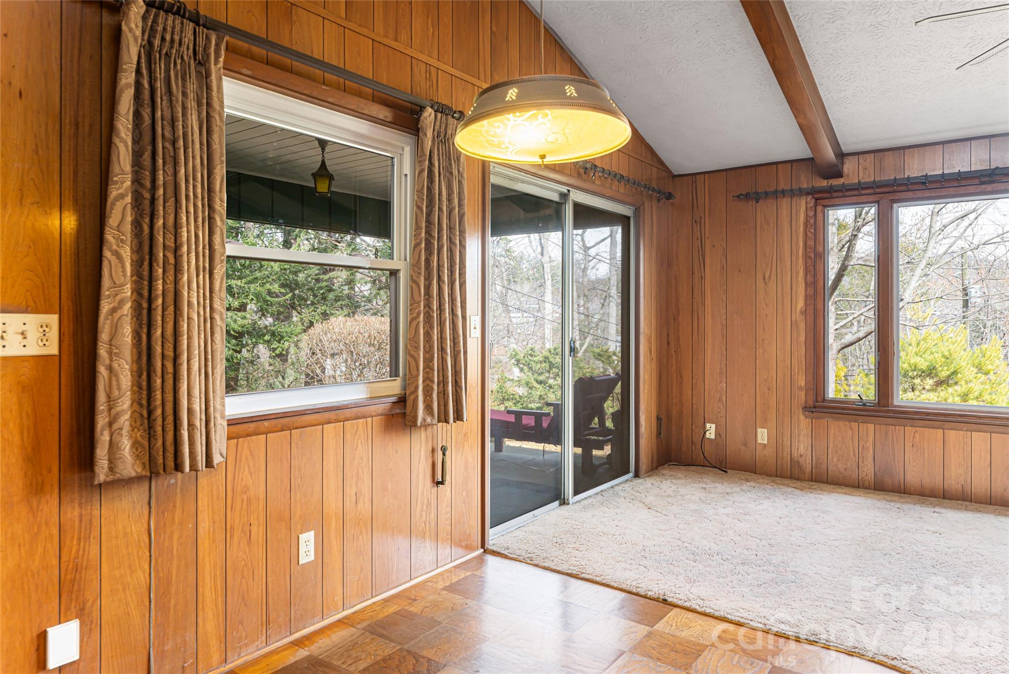 180 Lakewood Drive Asheville NC 28803