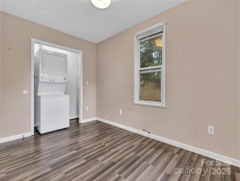 114 Elden Street Hendersonville NC 28739