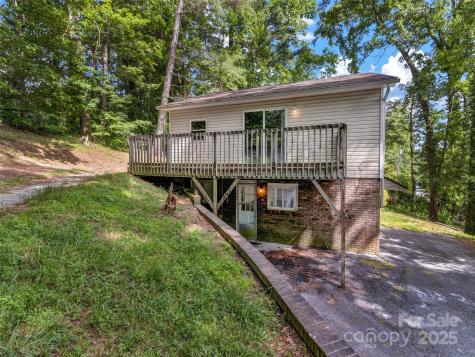 114 Elden Street Hendersonville NC 28739