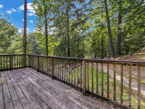 114 Elden Street Hendersonville NC 28739