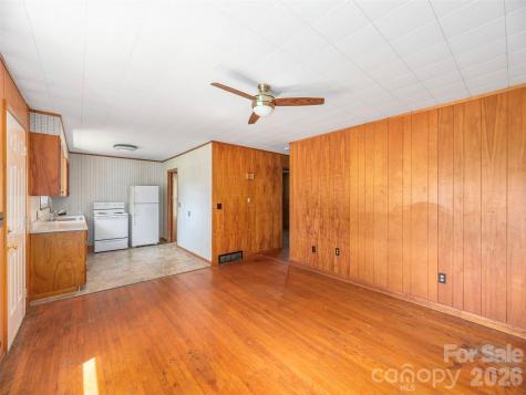 193 Old Howell Mill Road Waynesville NC 28786