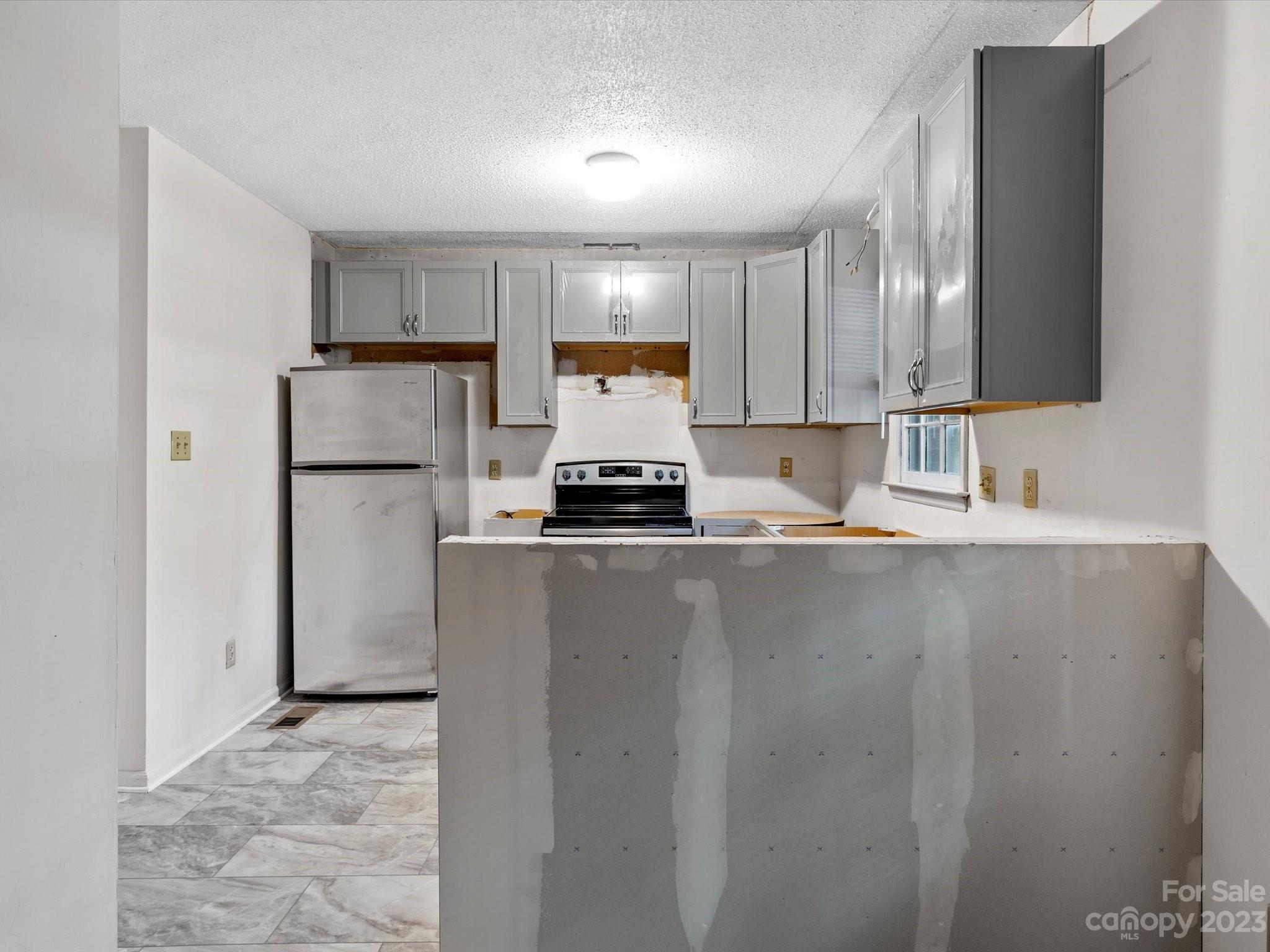 1061 Pineborough Road Charlotte NC 28212