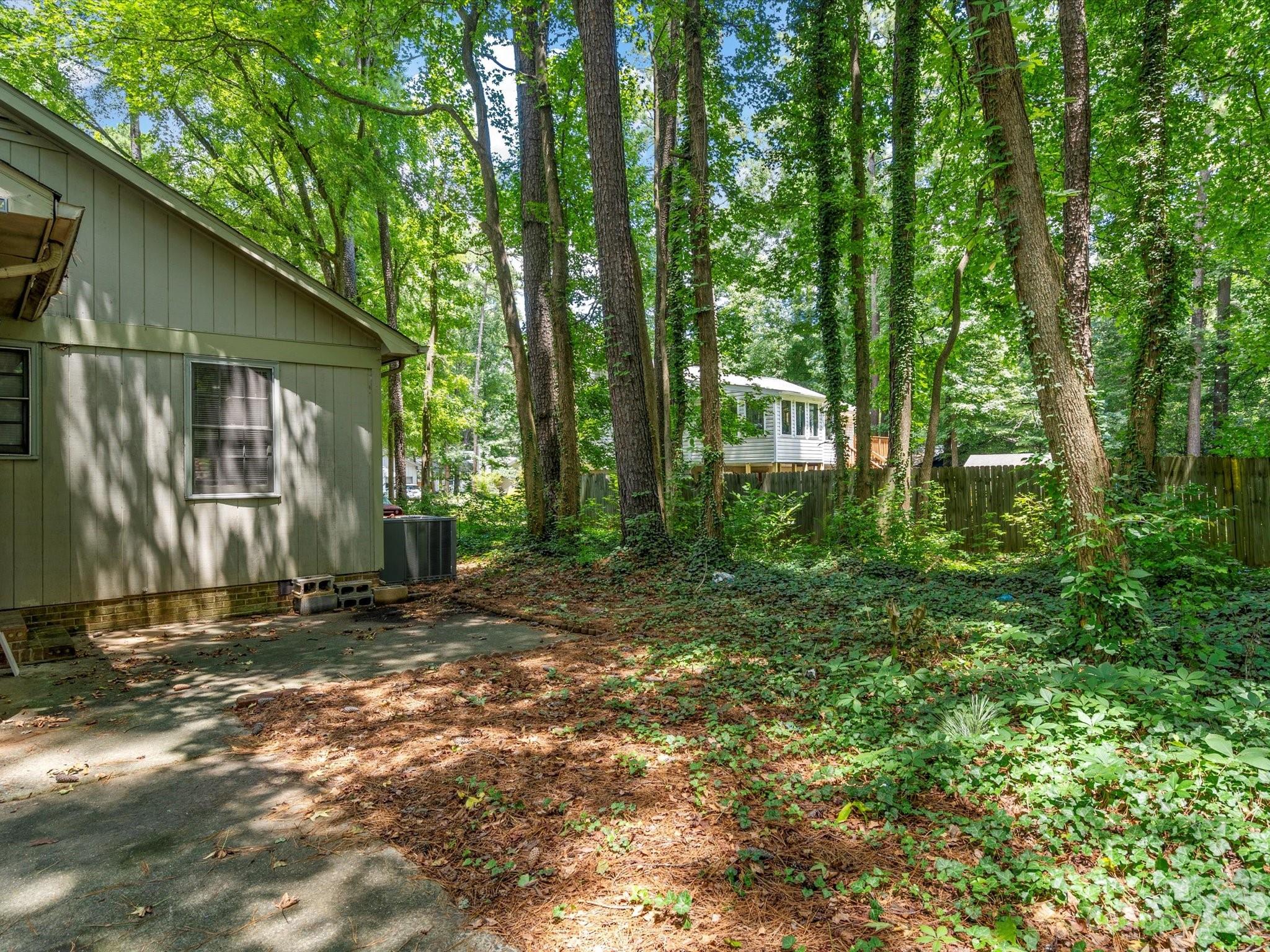 1061 Pineborough Road Charlotte NC 28212