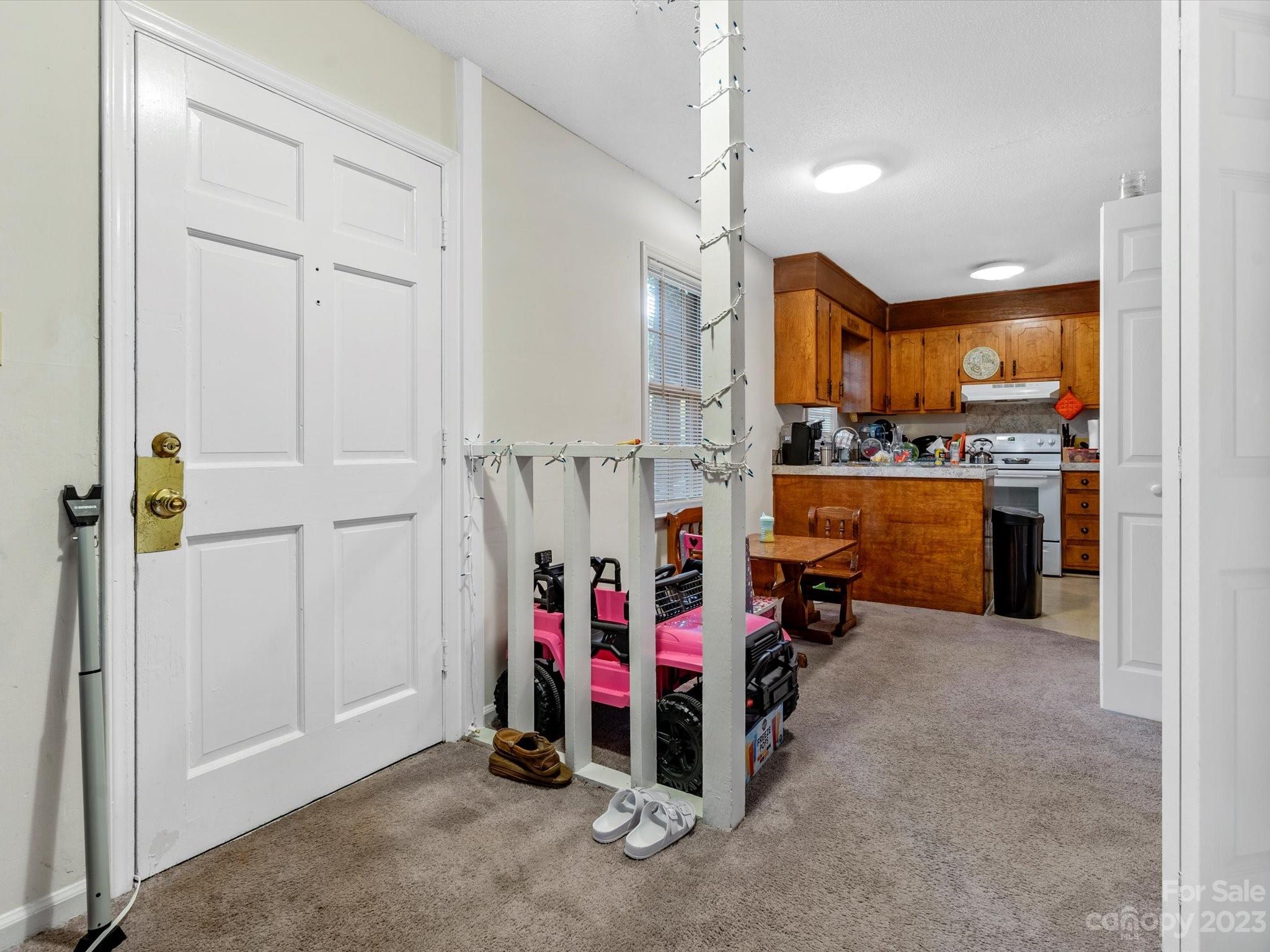 1061 Pineborough Road Charlotte NC 28212