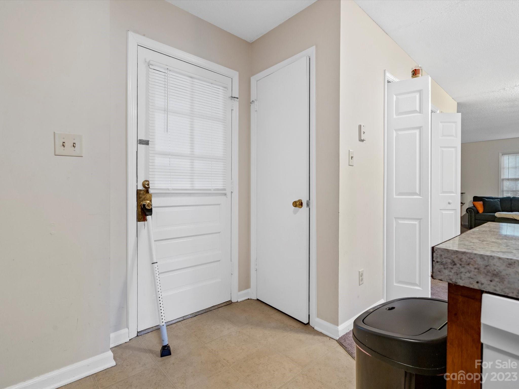 1061 Pineborough Road Charlotte NC 28212
