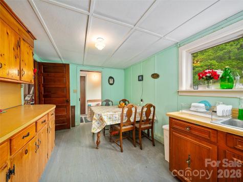 2380 Old Fort Road Black Mountain NC 28711