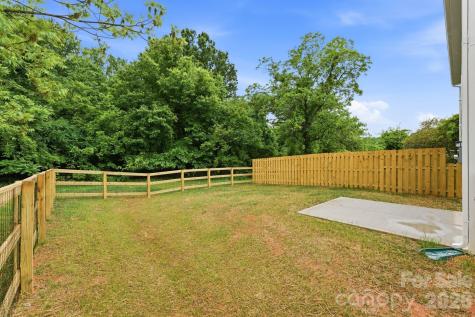 645 Brookwood Street Mooresville NC 28115