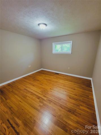 25 Browndale Road Asheville NC 28805