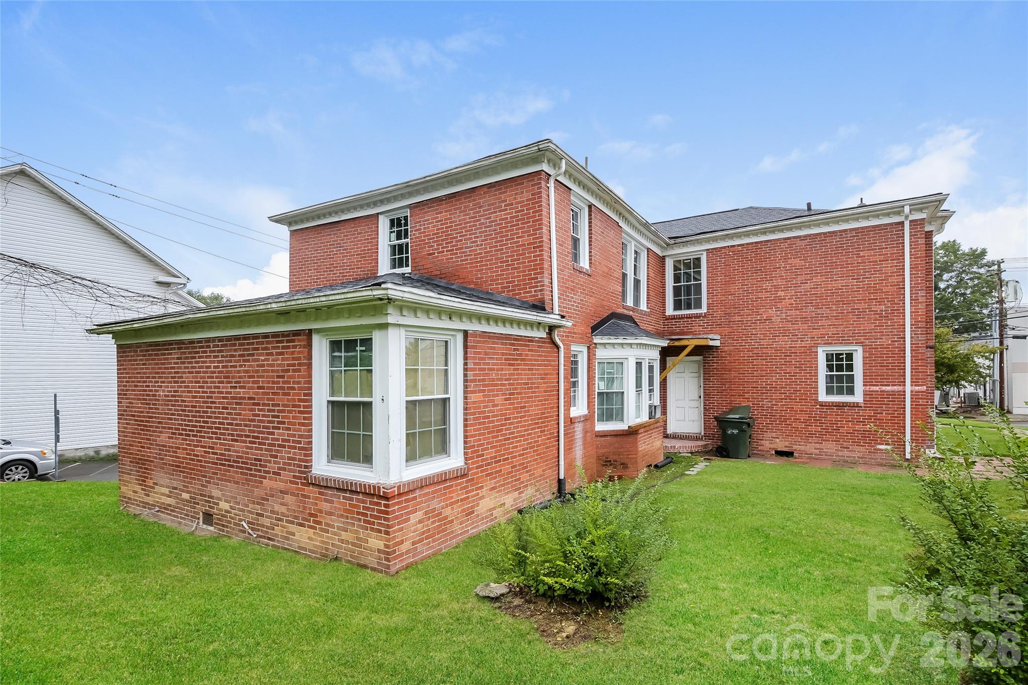 517 Willow Street Mount Airy NC 27030