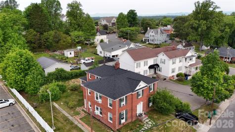 517 Willow Street Mount Airy NC 27030