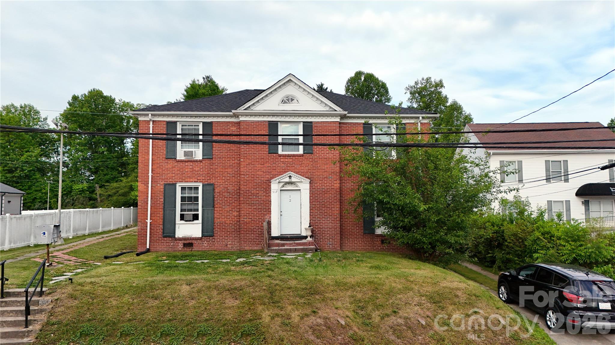 517 Willow Street Mount Airy NC 27030