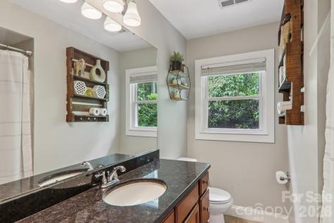 416 S Cherokee Avenue Black Mountain NC 28711
