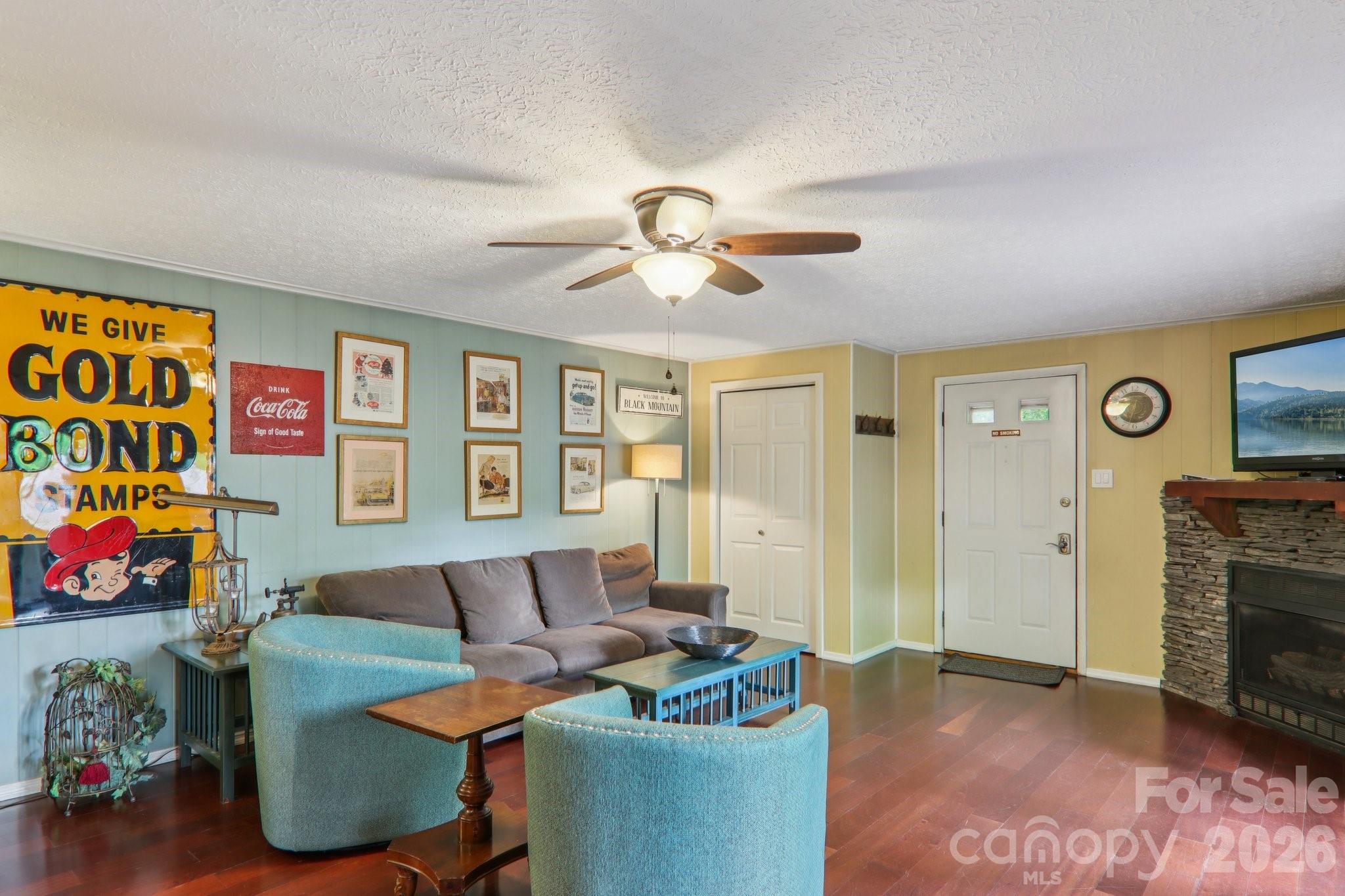416 S Cherokee Avenue Black Mountain NC 28711