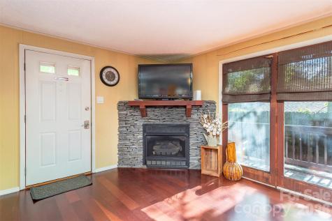 416 S Cherokee Avenue Black Mountain NC 28711