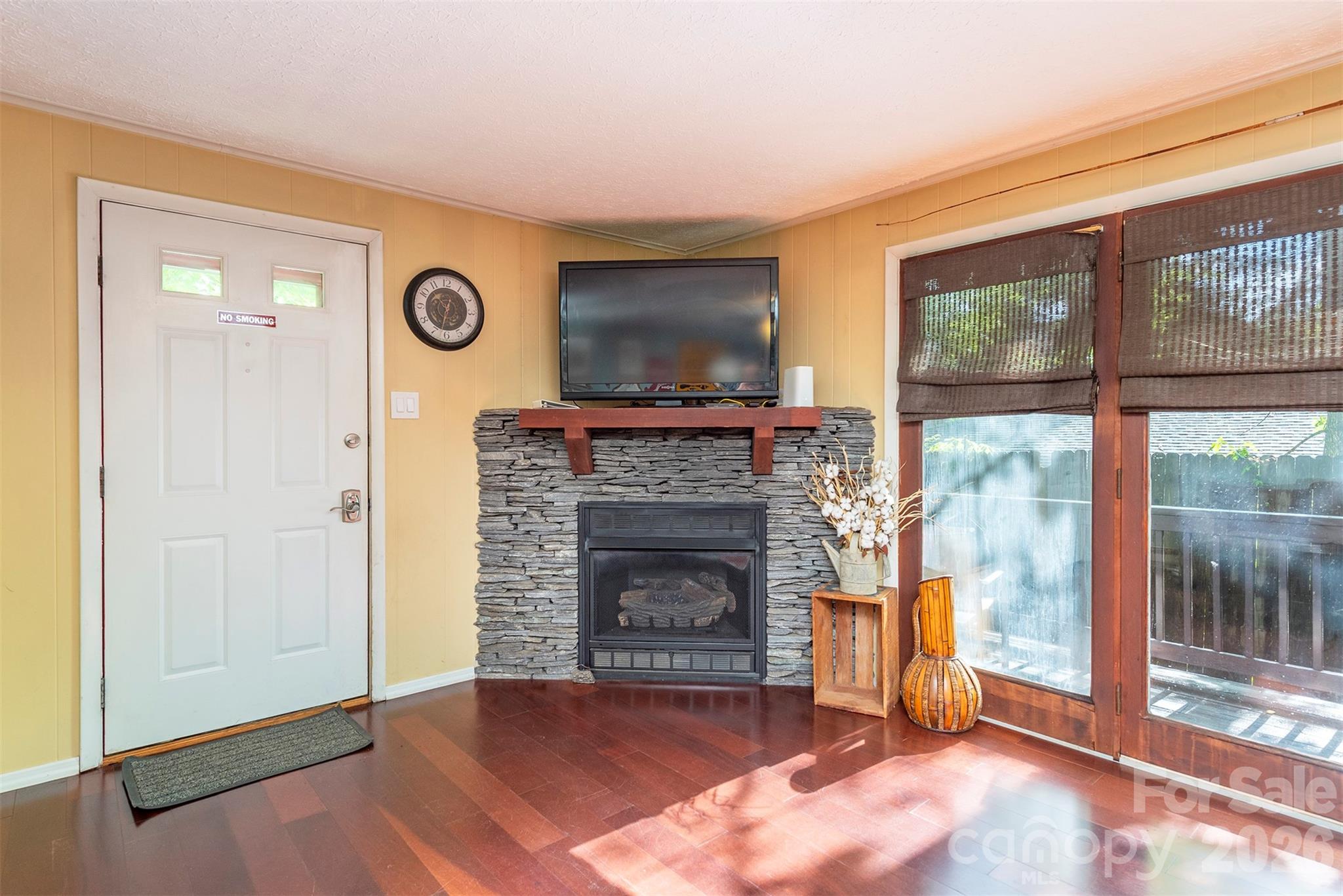 416 S Cherokee Avenue Black Mountain NC 28711