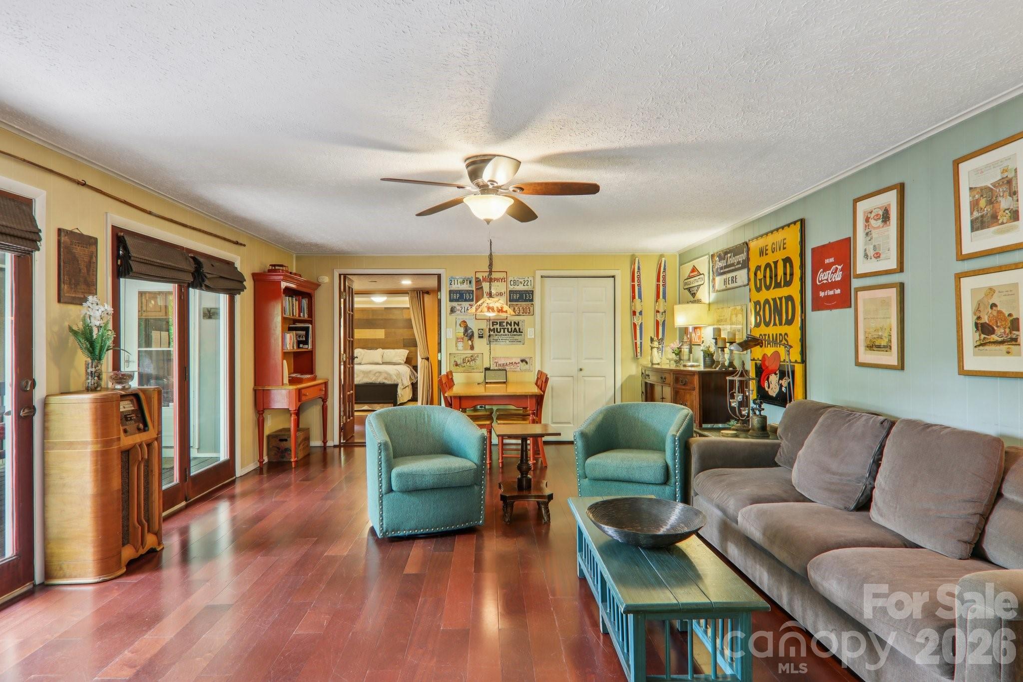 416 S Cherokee Avenue Black Mountain NC 28711