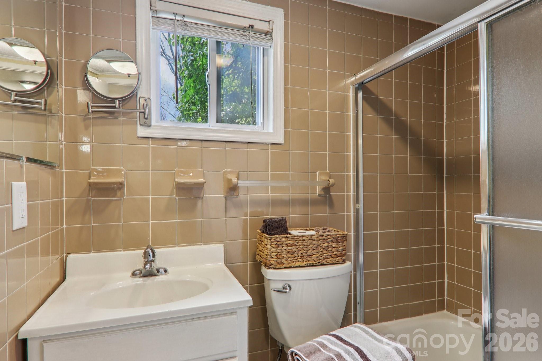 416 S Cherokee Avenue Black Mountain NC 28711
