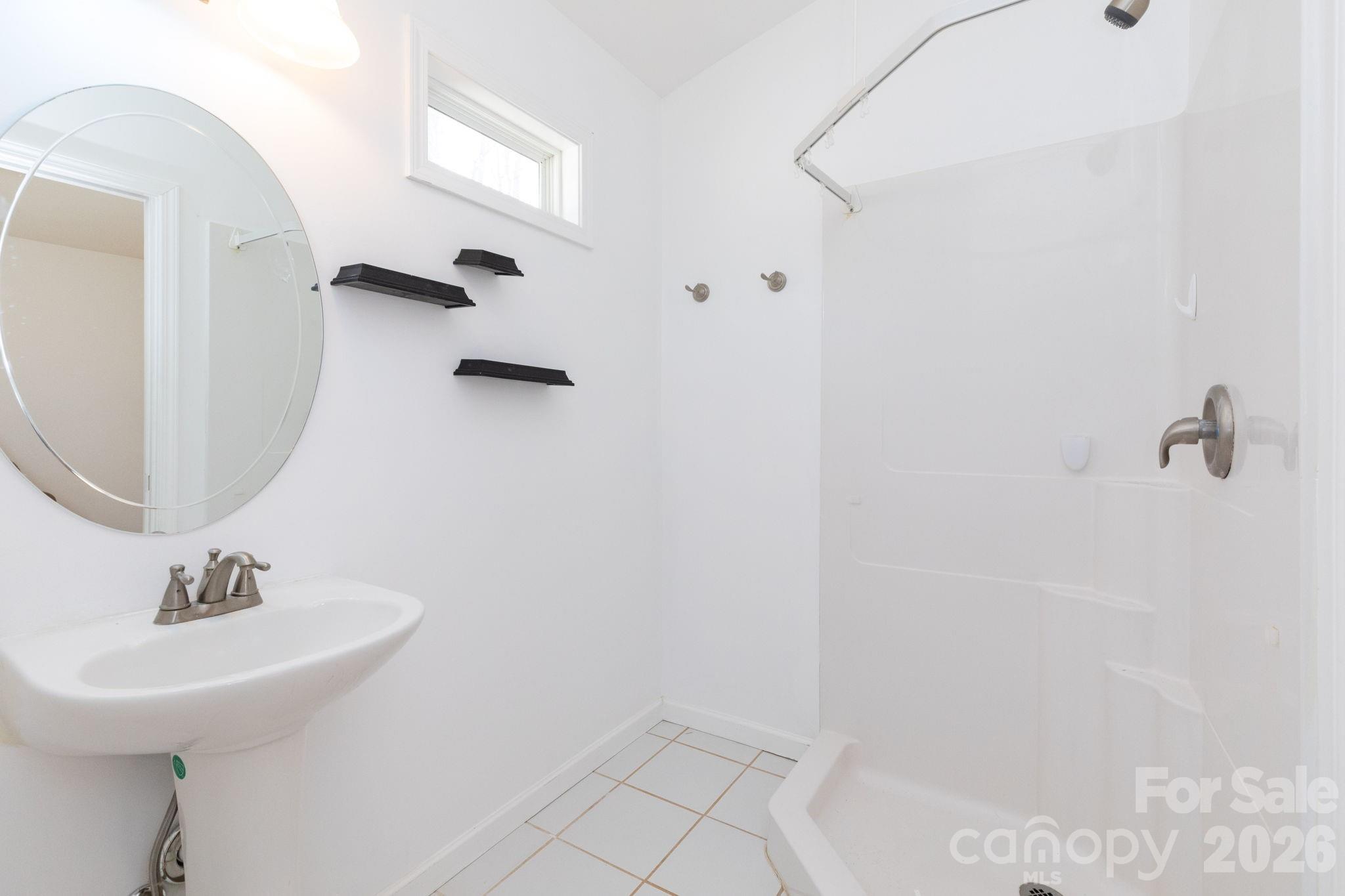 14 Lila Lane Clyde NC 28721
