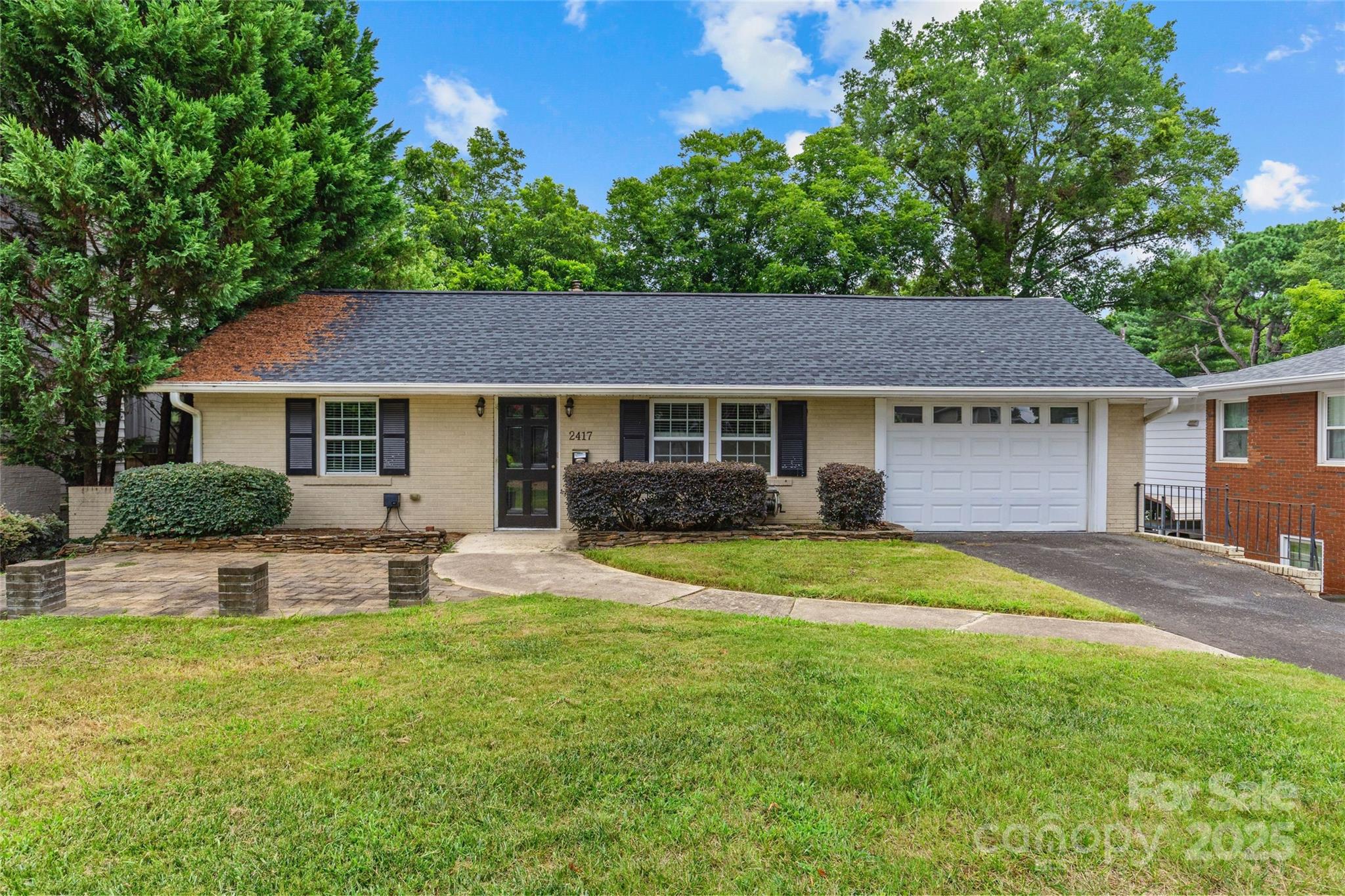 2417 Laburnum Avenue Charlotte NC 28205