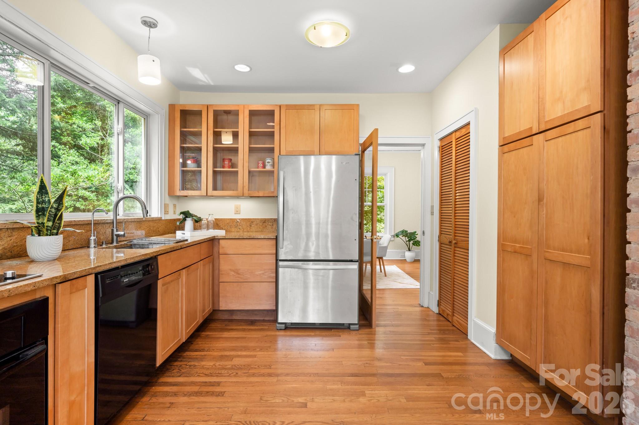 108 Lakewood Drive Asheville NC 28803