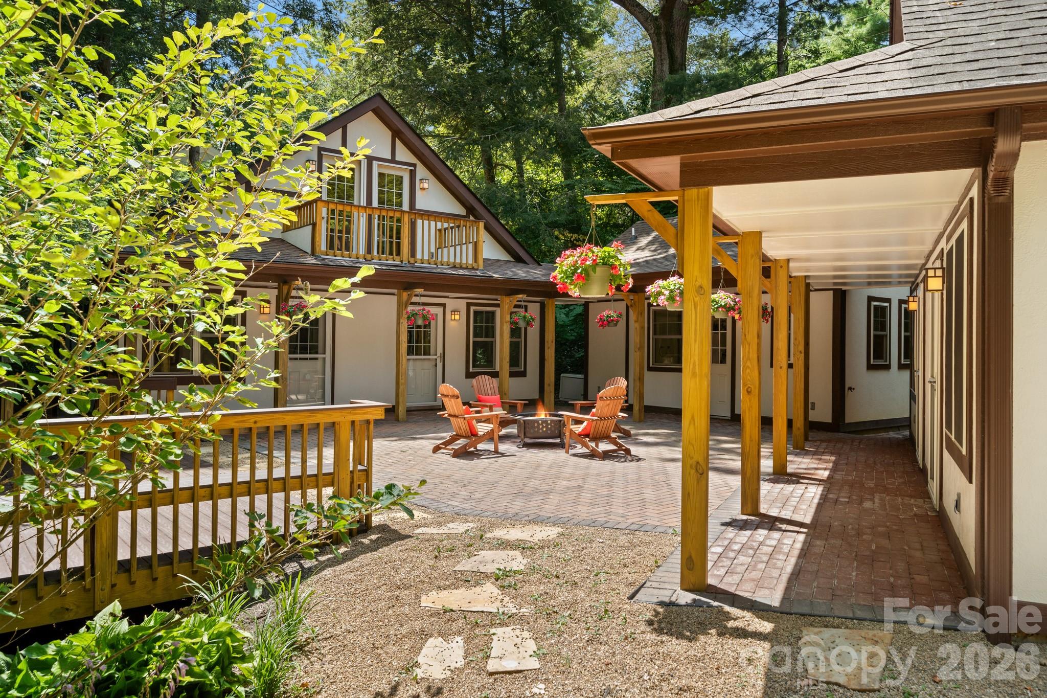 108 Lakewood Drive Asheville NC 28803