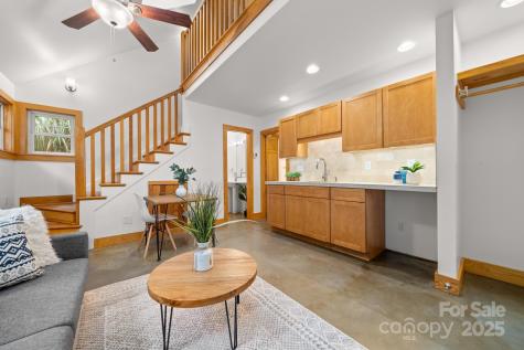 108 Lakewood Drive Asheville NC 28803