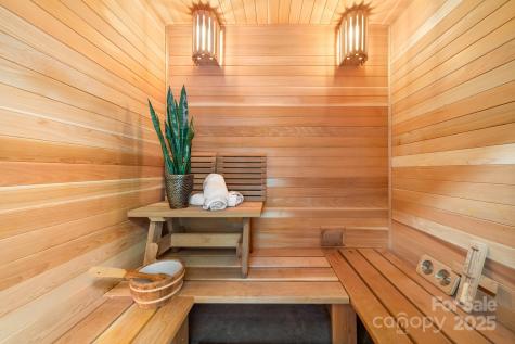 108 Lakewood Drive Asheville NC 28803