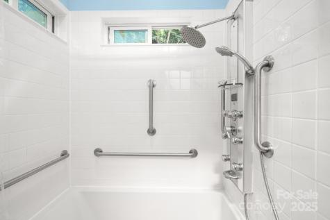 108 Lakewood Drive Asheville NC 28803