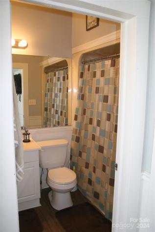 316 N Government Street Lincolnton NC 28092