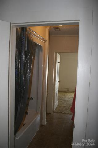 316 N Government Street Lincolnton NC 28092