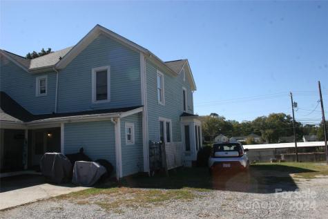 316 N Government Street Lincolnton NC 28092
