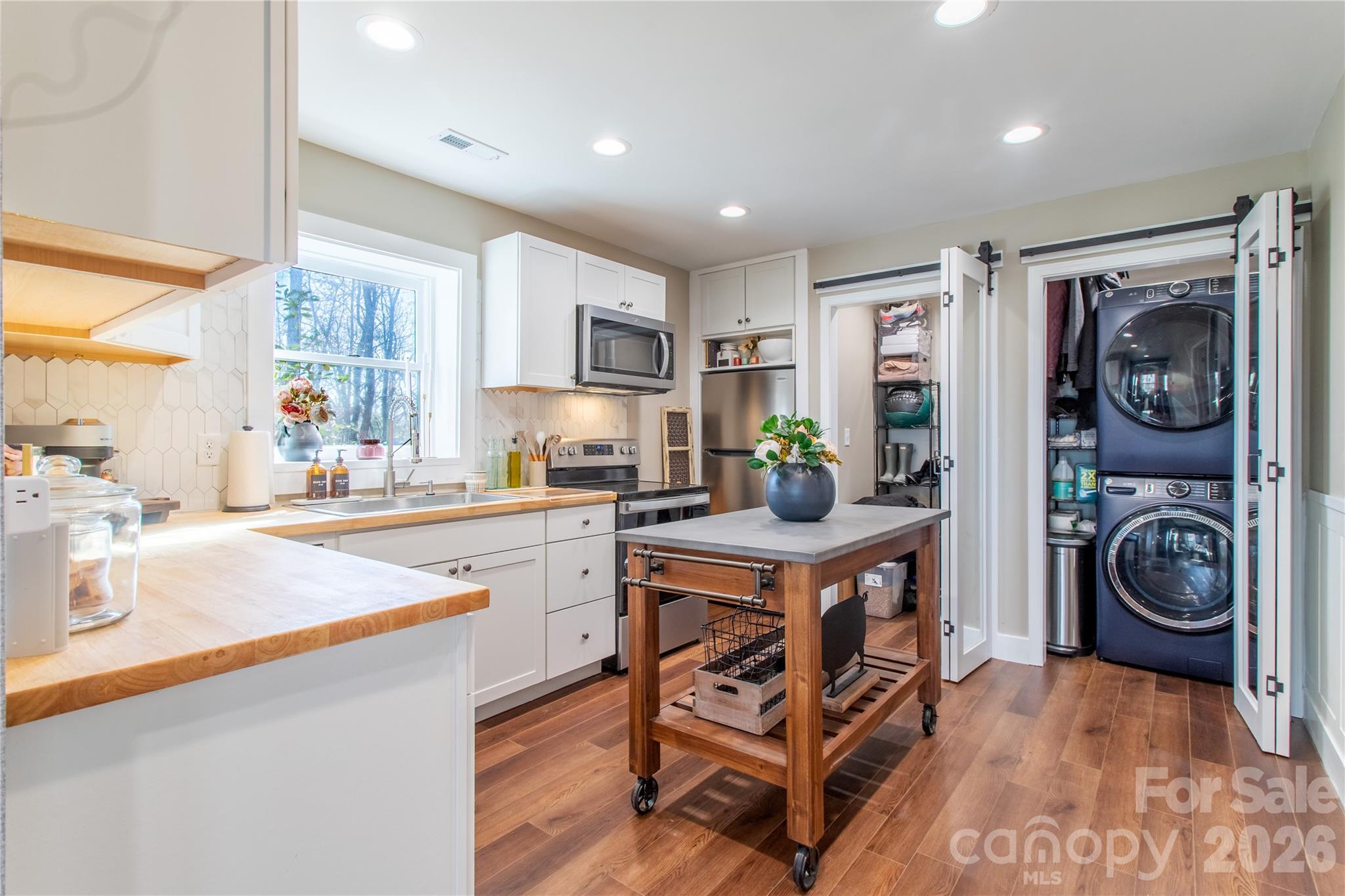 426, 428 Weaver Creek Road Brevard NC 28712