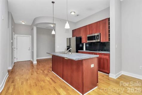 712 N Davidson Street Charlotte NC 28202