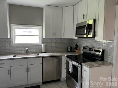2205 Thurmond Place Charlotte NC 28205