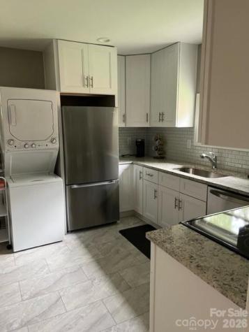 2205 Thurmond Place Charlotte NC 28205