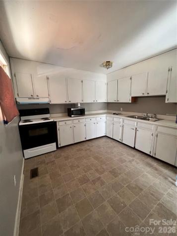 1660 Windsor Street Orangeburg SC 29115