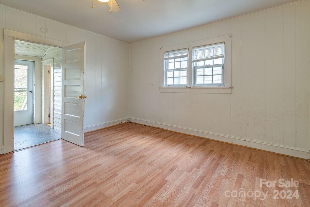36 Ridge Street Asheville NC 28801