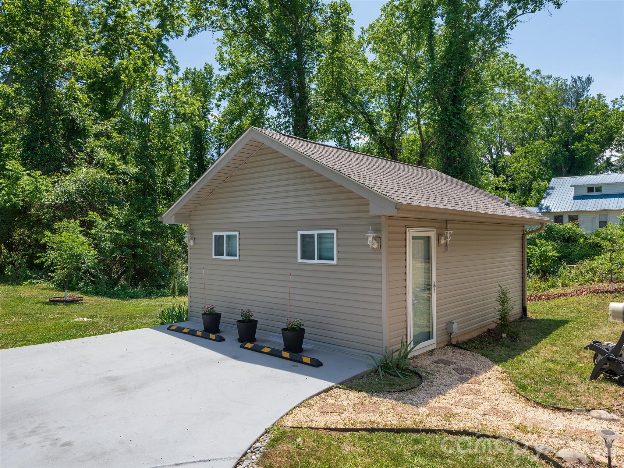 64 Springside Road Asheville NC 28803