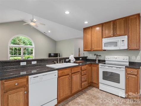 64 Springside Road Asheville NC 28803
