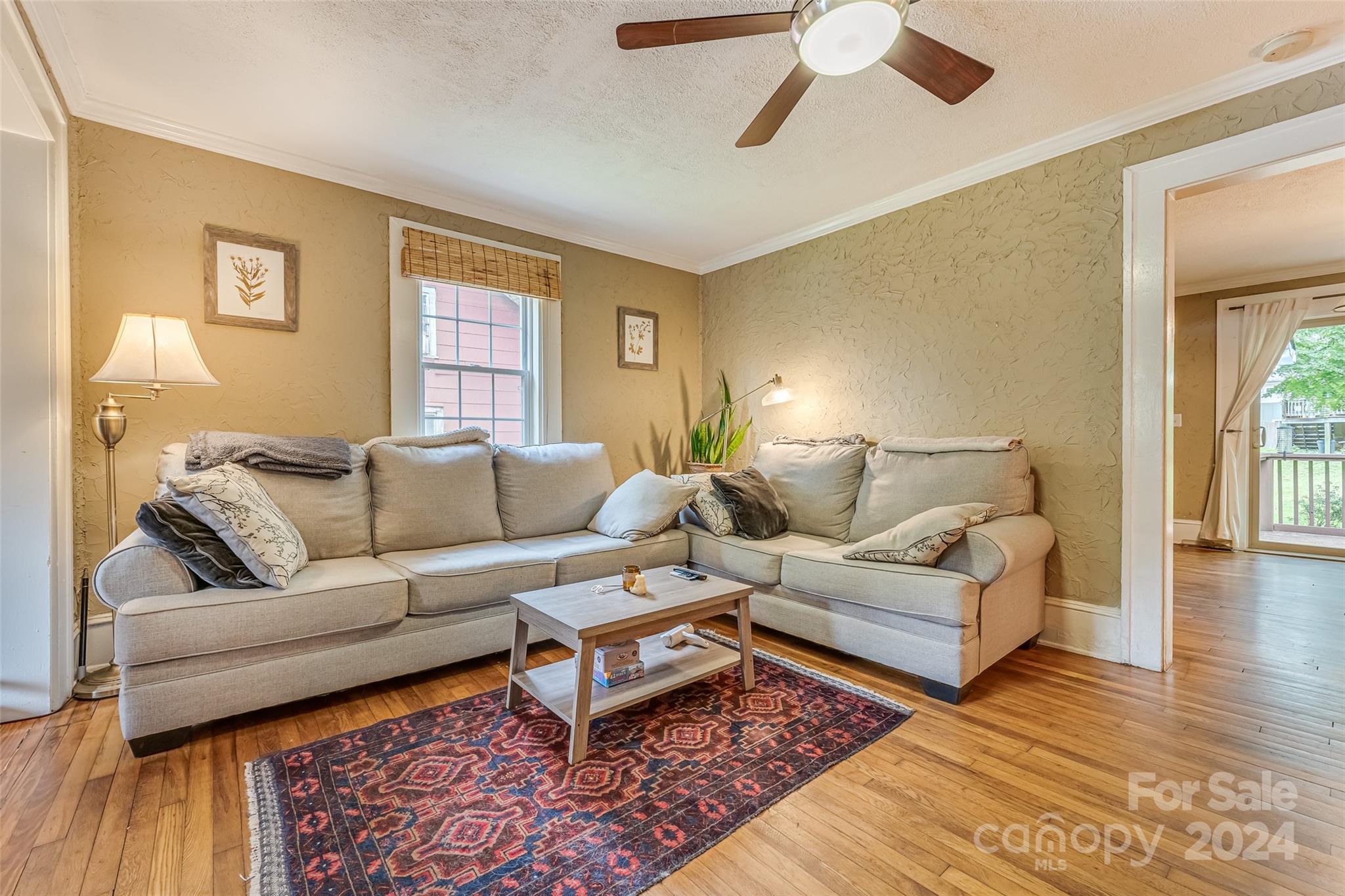 6 Reynolds Road Asheville NC 28806