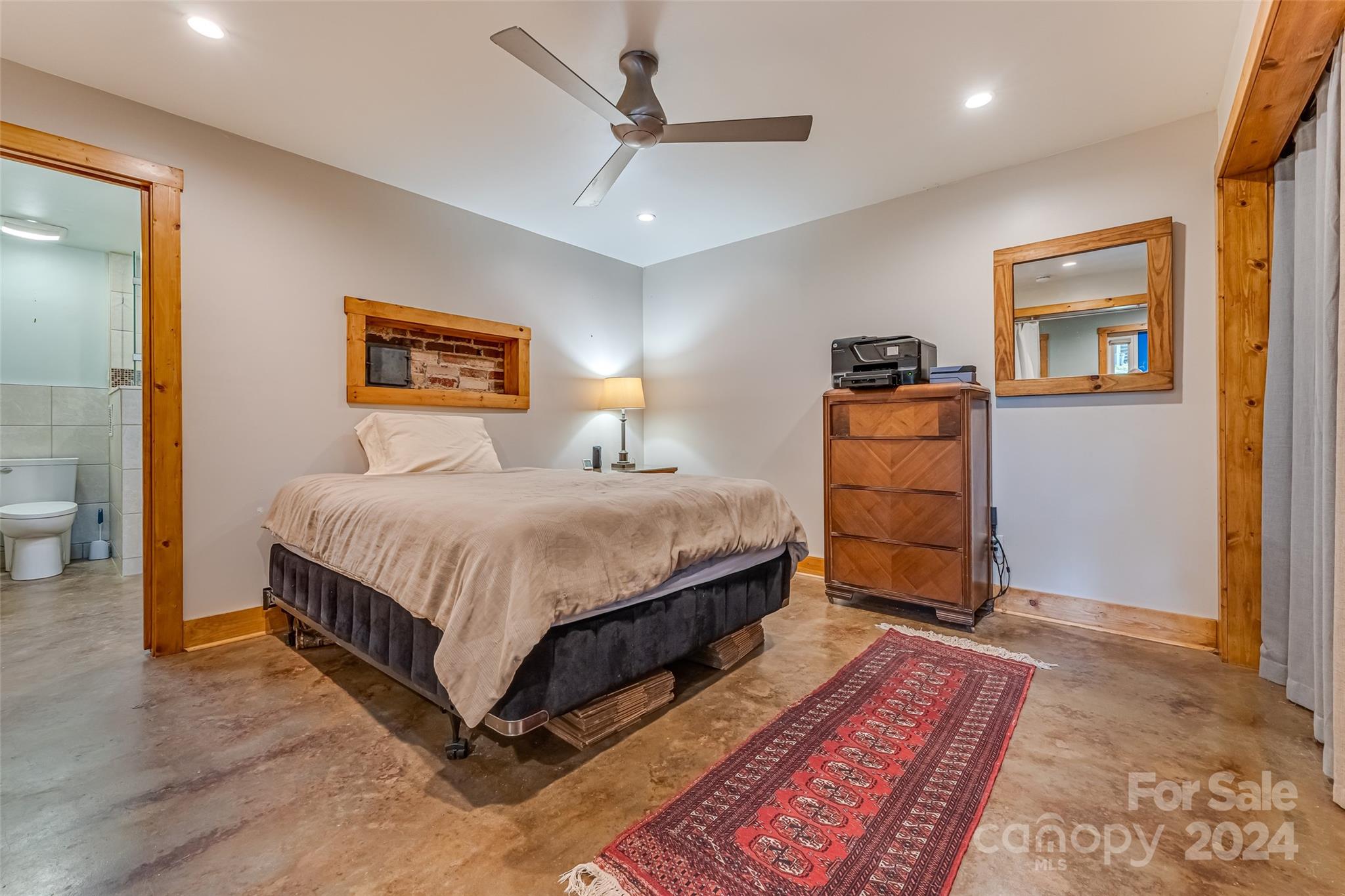 6 Reynolds Road Asheville NC 28806