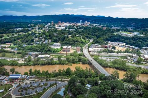 6 Reynolds Road Asheville NC 28806