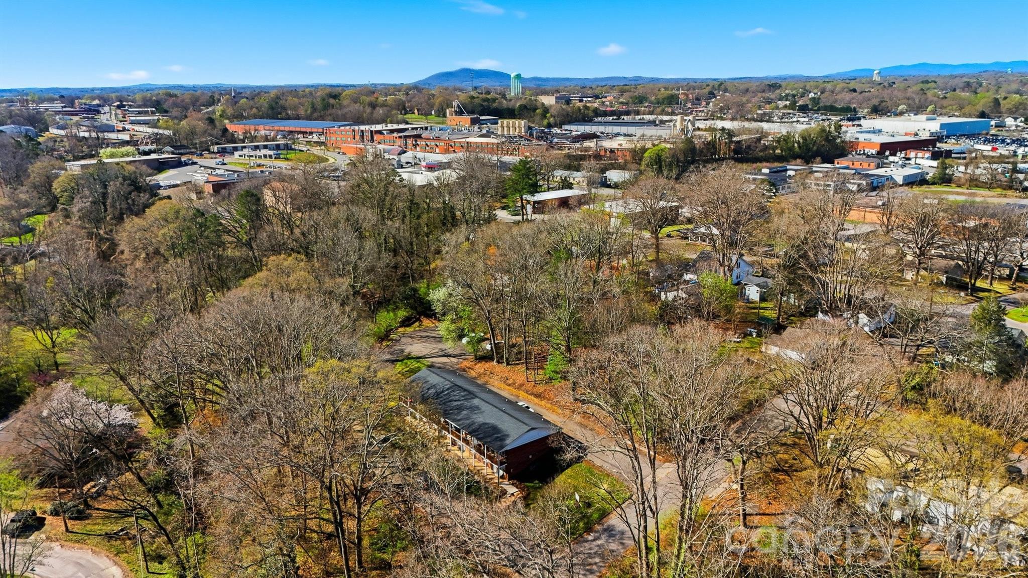 1075 7th Avenue NW Hickory NC 28601