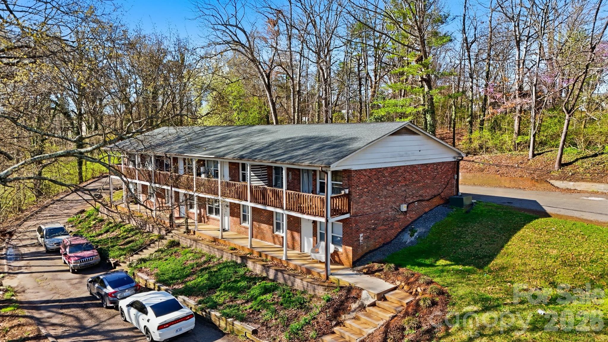 1075 7th Avenue NW Hickory NC 28601
