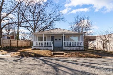 118 & 120 E Kivett Street Asheboro NC 27203