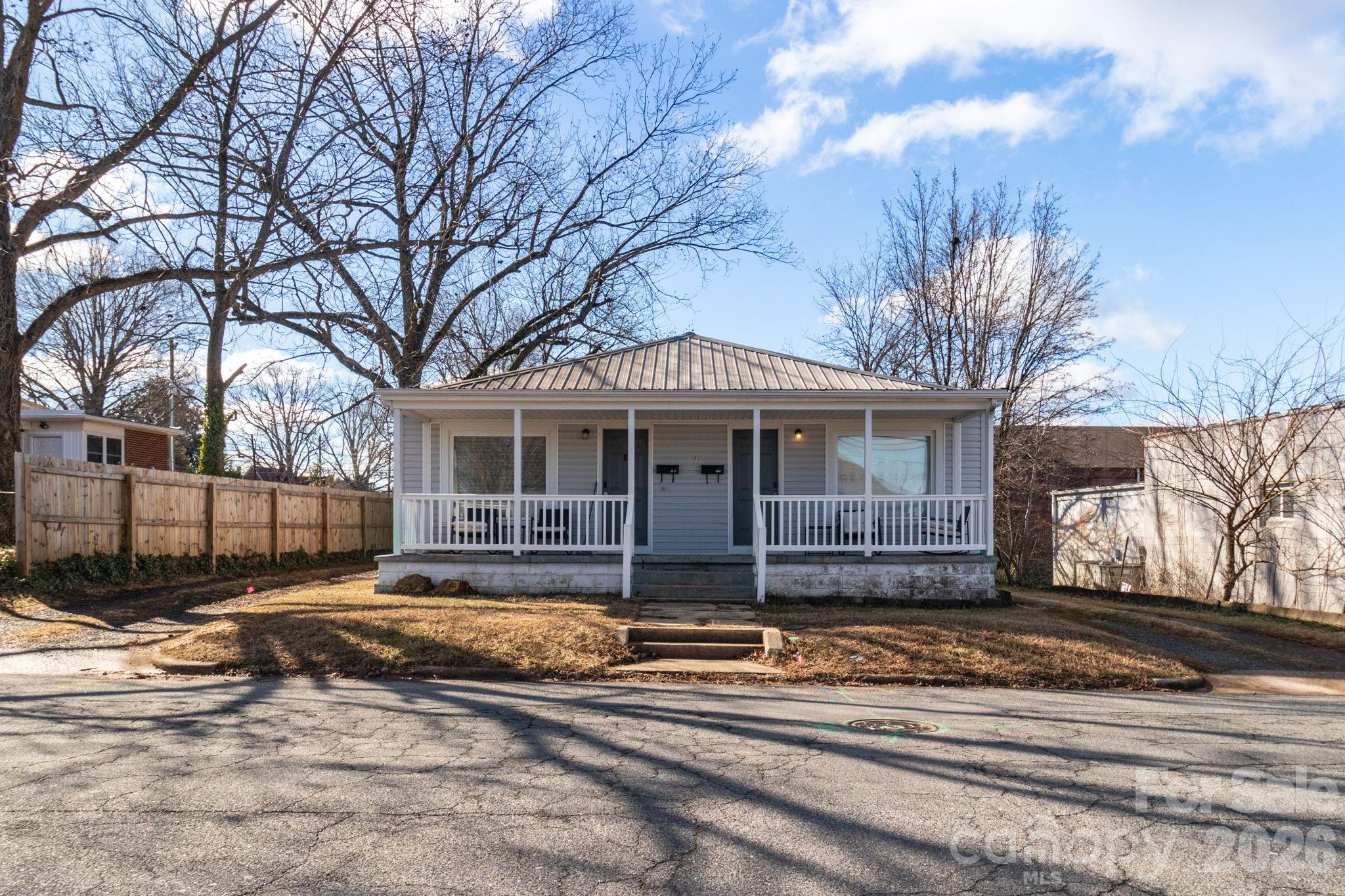 118 & 120 E Kivett Street Asheboro NC 27203