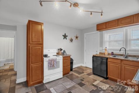 118 & 120 E Kivett Street Asheboro NC 27203